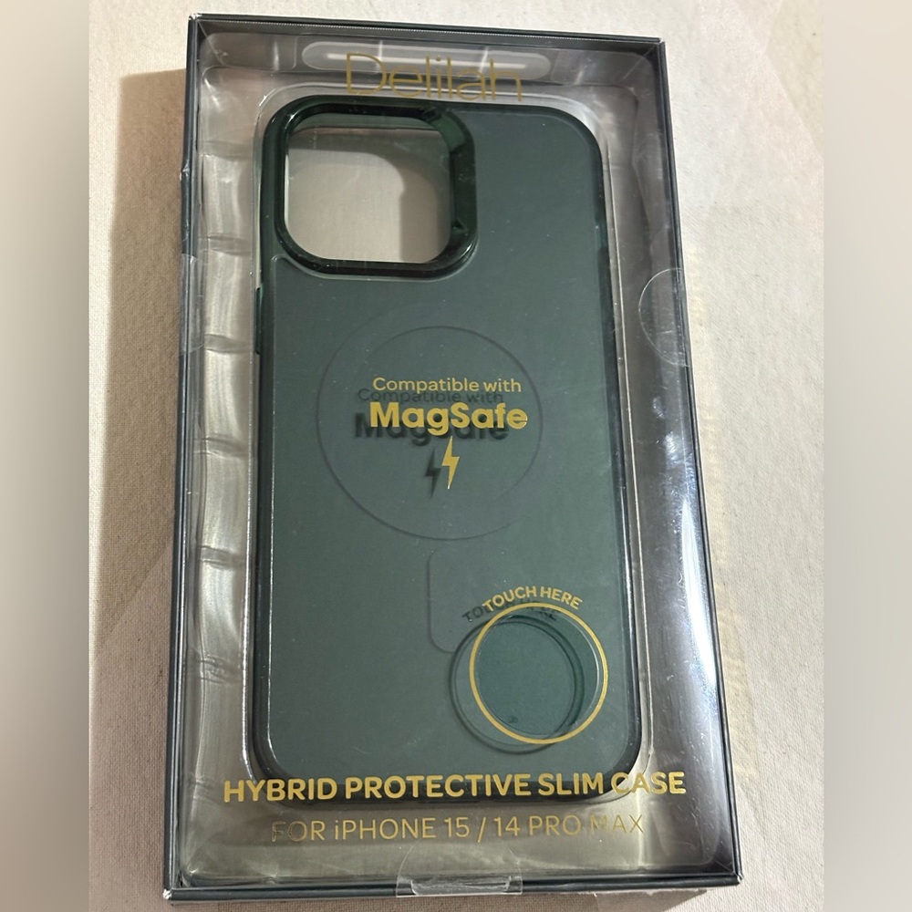 Delilah Wear Dark Green Hybrid Case for iPhone 15/14 Pro Max